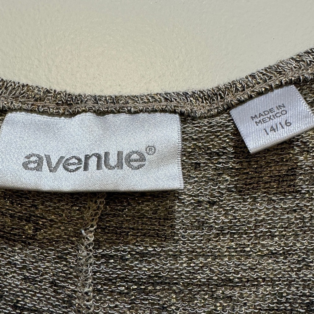 Avenue Bling Rose Gold Plus Top 14/16 EUC - Picture 5 of 6